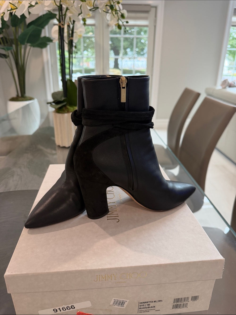 Jimmy Choo Black Henrietta Leather/w/ Suede Pointed Toe Ankle Boots Size 39.5